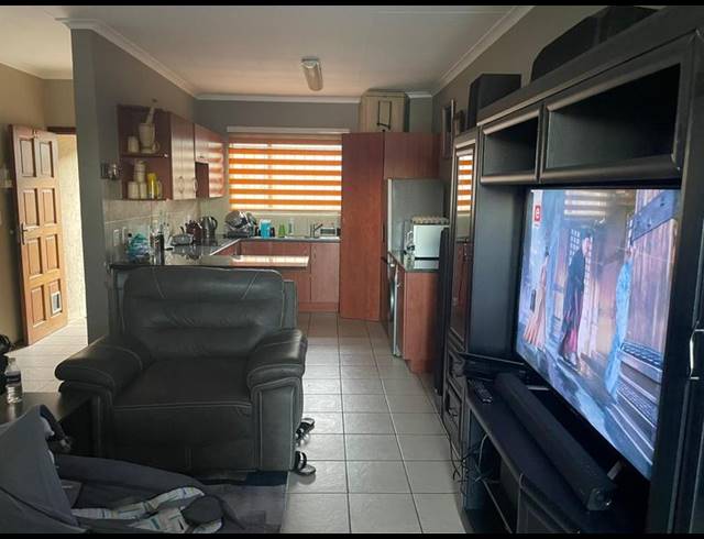 2 BEDROOM PROPERTY TO RENT IN RYNFIELD
